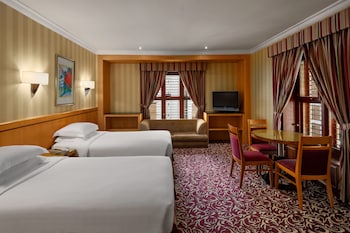 Premium Room Partial Kaaba View with Two Twin Beds