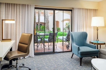 Room, 1 King Bed, Resort View