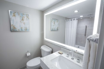 Room, 2 Queen Beds, Accessible (Hearing)