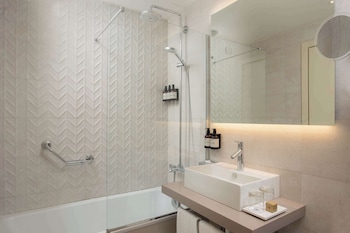 Junior Suite (View,Extra Bed 4 adults)