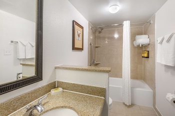 Standard Room, 2 Double Beds