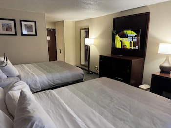 Standard Room, 2 Queen Beds, Non Smoking