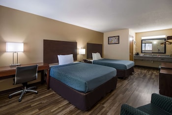 Standard Room, 2 Double Beds, Smoking