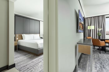Executive Suite, 1 King Bed