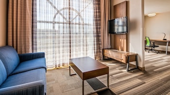 Suite, Multiple Beds (High Floor)