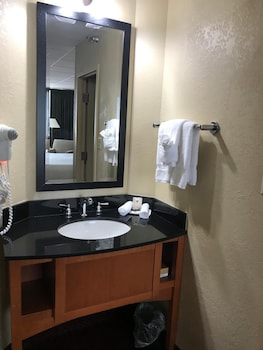 Club Room, 1 King Bed