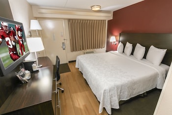 Deluxe Room, 1 King Bed (Smoke Free)