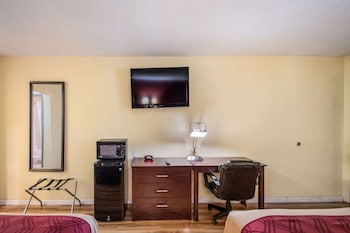 Standard Double Room, 2 Double Beds, Smoking