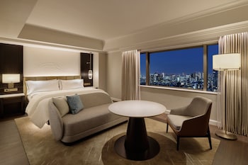 Premium Room, 1 King Bed