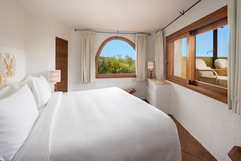Suite, 1 King Bed, Terrace, Partial Sea View (Heritage, Original Wing)