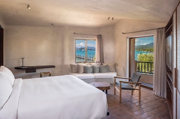 Premium Room, 1 King Bed, Sea View (Design, Original Wing)