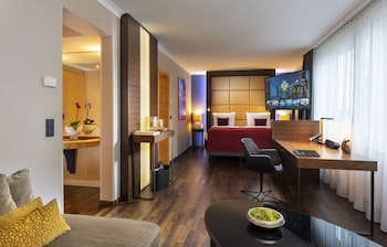 Junior Suite, Club Lounge Access