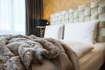 Junior Suite, Club Lounge Access