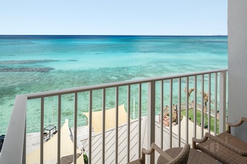 Junior Suite, 1 King Bed with Sofa bed, Balcony