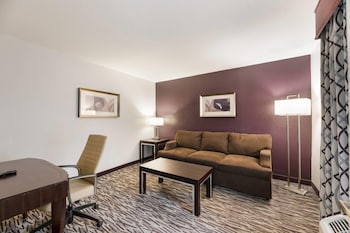 Suite, Multiple Beds, Non Smoking (Pet Friendly)