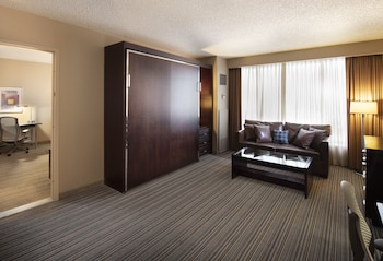 Suite (The Councilman)