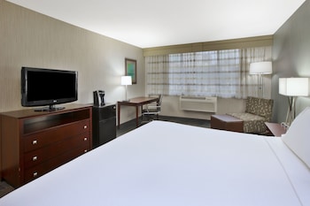 Standard Room, 1 King Bed