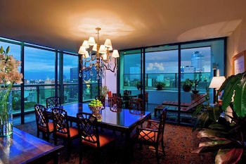 Presidential Room, 1 Double Bed, Non Smoking, Corner