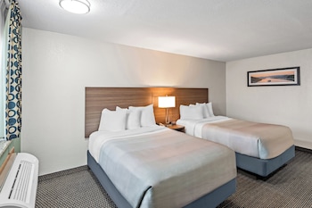 Standard Room, 2 Double Beds, Non Smoking