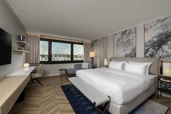 Superior Room, 1 King Bed