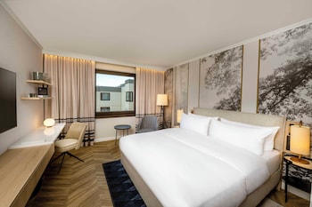 Superior Room, 1 King Bed