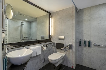 Room, 1 King Bed, Mobility Accessible