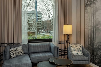 Junior Suite, 1 King Bed