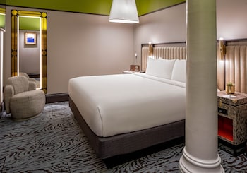 Standard Room, 1 King Bed, No Windows