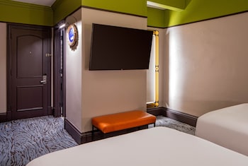 Standard Double or Twin Room, 2 Queen Beds, No Windows