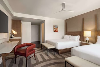 Room, 2 Queen Beds, Accessible (Mobility & Hearing, Roll-in Shower)