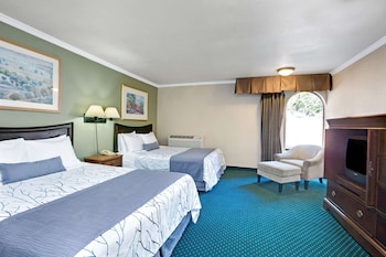 Standard Room, 2 Queen Beds