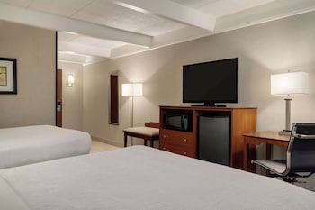 Room, 2 Queen Beds, Non Smoking