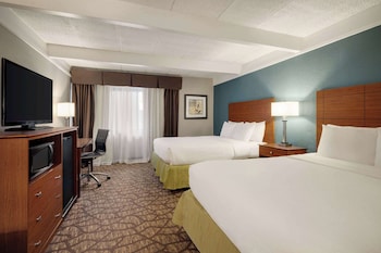 Room, 2 Queen Beds, Non Smoking