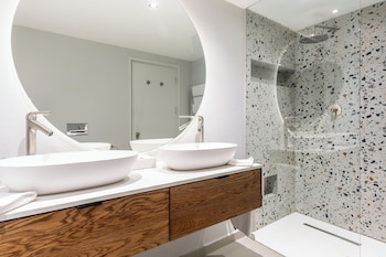 Sky Panoramic Suite