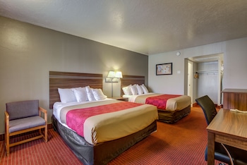 Standard Room, 2 Queen Beds, Non Smoking
