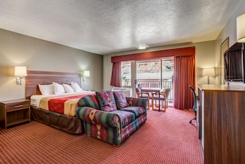 Suite, 1 King Bed, Non Smoking
