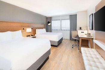 Room, 2 Queen Beds, Non Smoking