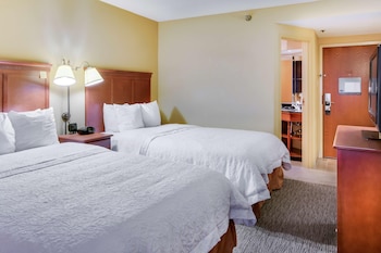 Standard Room, 2 Queen Beds, Non Smoking