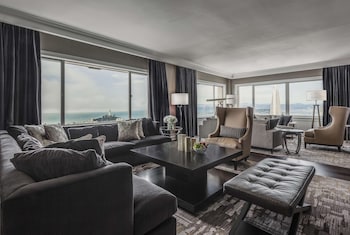 Fairmont Legacy Suite, 1 King Bed
