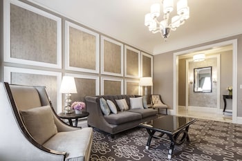 Napoleon Suite, 2 Bedrooms, City View