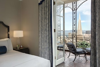 Suite, 1 Queen Bed with Sofa bed, Balcony (One Bedroom)