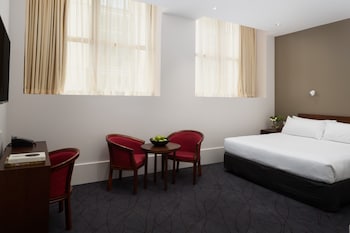 Heritage King Room
