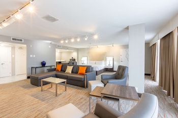 Studio, 1 King Bed with Sofa bed (Sitting Area)