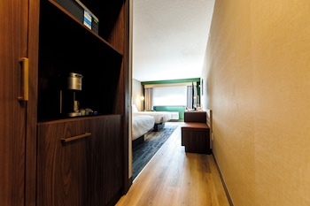Room, 2 Queen Beds
