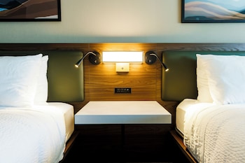 Room, 2 Queen Beds