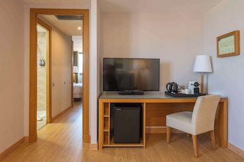 Junior Room