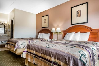 Standard Room, 2 Queen Beds, Non Smoking