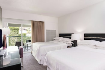 Kaiulani 2 Double Beds