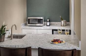 Suite, Multiple Beds, Bay View (Bay Family Suite 2 Queens)