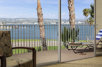 Suite, 1 King Bed with Sofa bed, Bay View (Bay Suite 1 King)